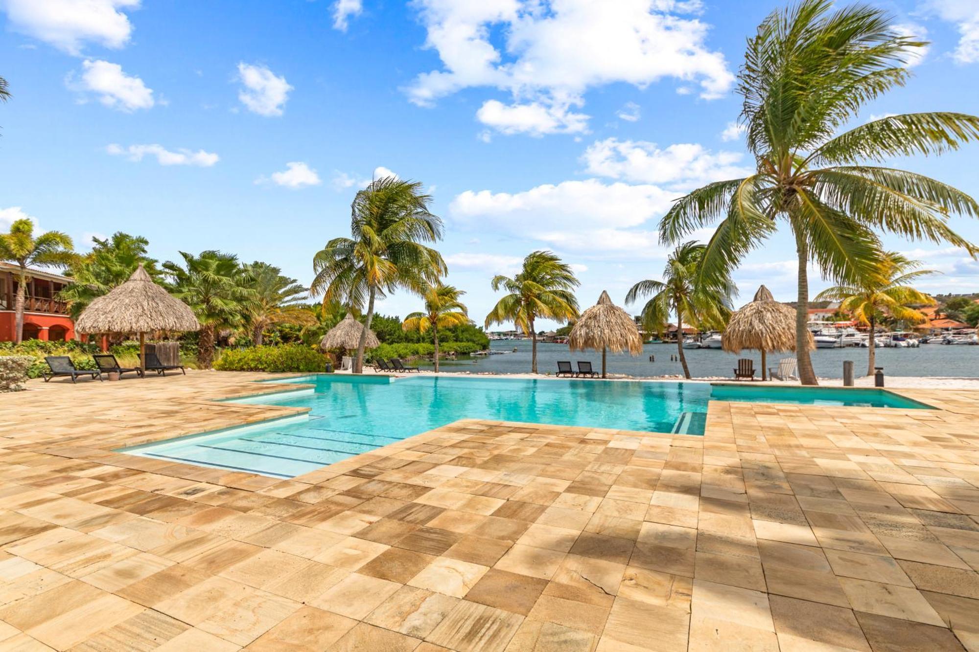 Spanish Water View Apartments - Jan Thiel Area Βίλλεμσταντ Εξωτερικό φωτογραφία
